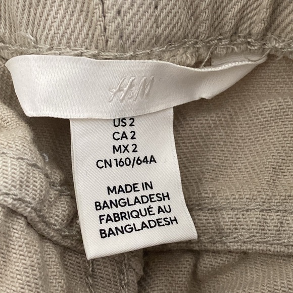 H&M Size 2 - Elastic Waist Cargo Pants - Picture 7 of 8